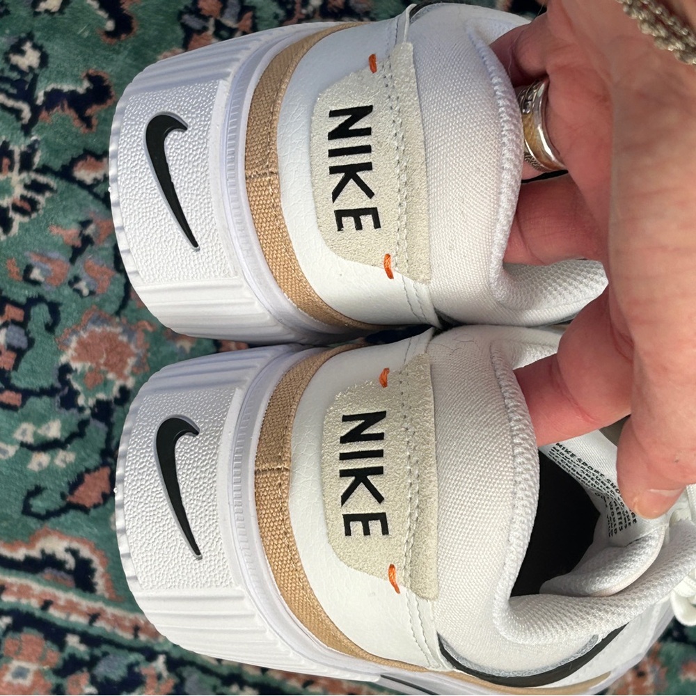 Nike White and Black Lift Sneakers with Tan Accents Women’s 8.5 M Never Worn - Picture 4 of 8